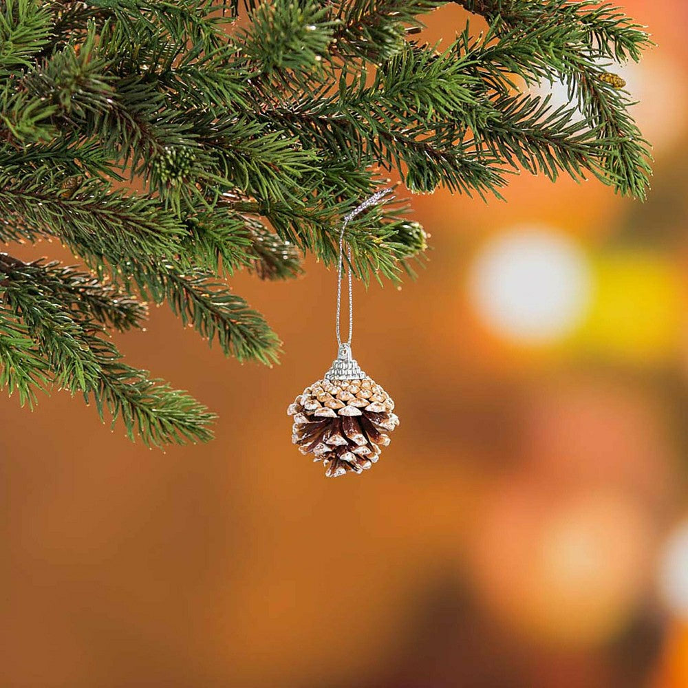 Classic Cardinal Complete Christmas Tree Kit with 250 Lights and 140 D | Plow & Hearth