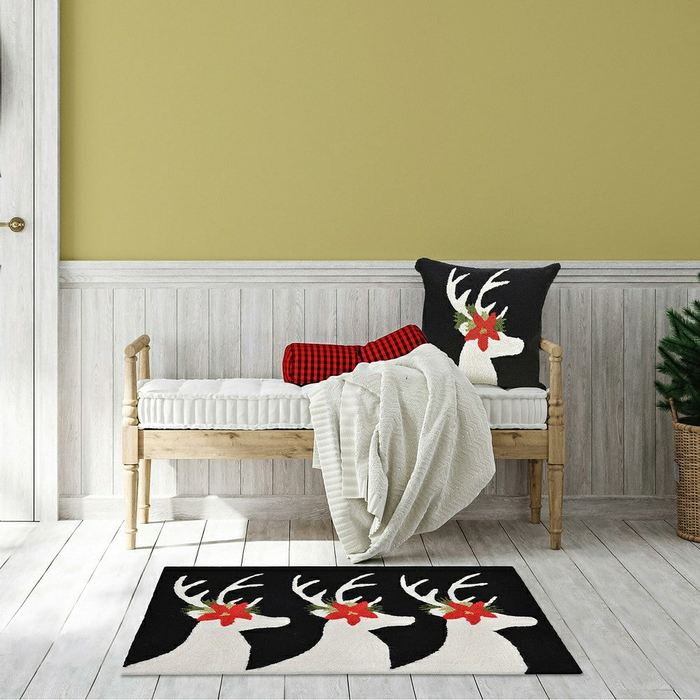 Indoor/Outdoor Hand-Hooked Poinsettia Reindeer Accent Rug, 20" x 30" | Plow & Hearth