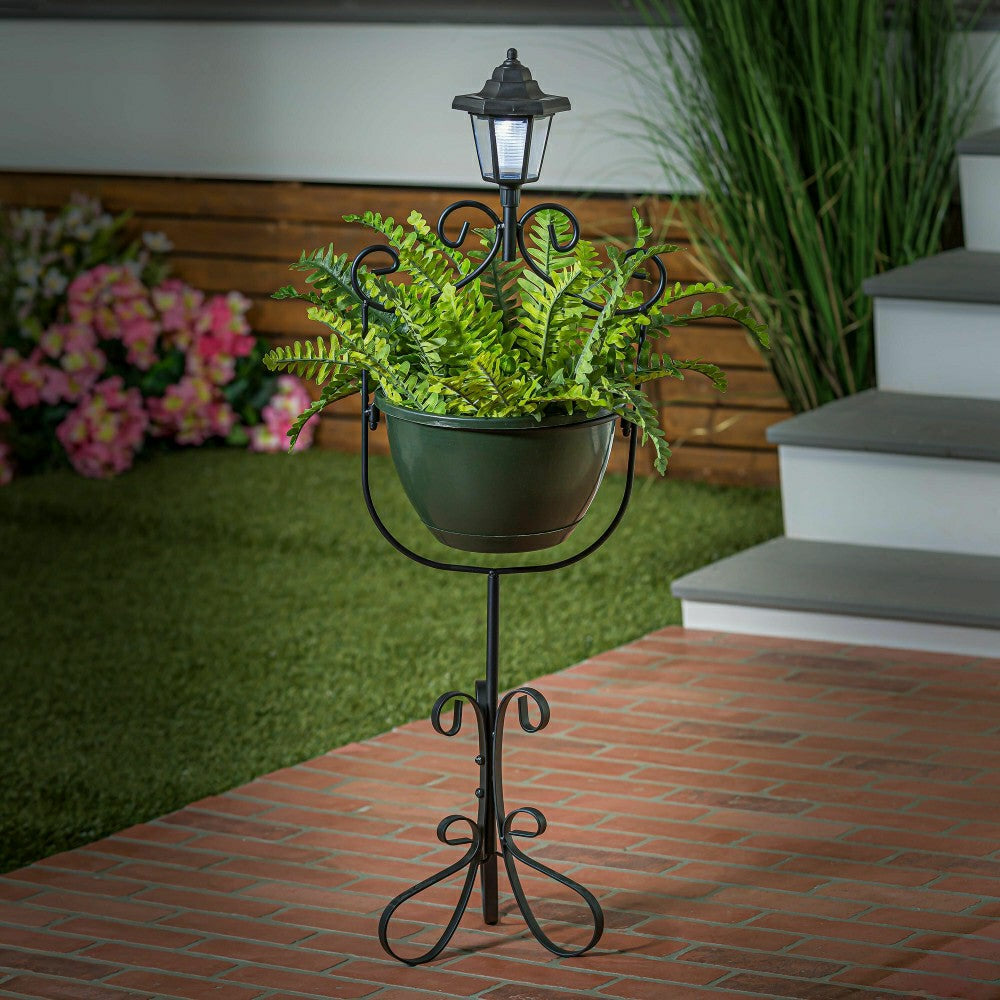 Planter with Solar Light | Plow & Hearth