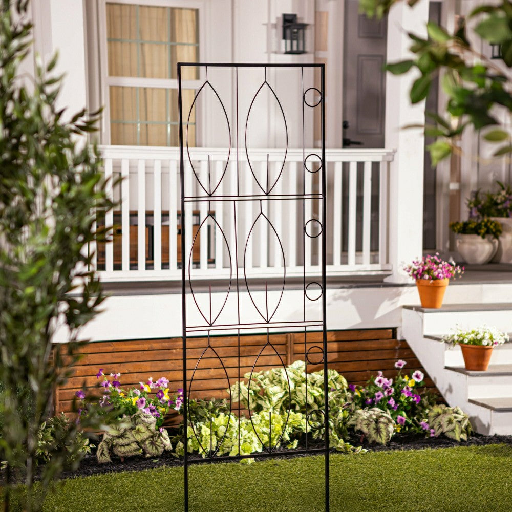 Bottle Holder Metal Trellis | Plow & Hearth