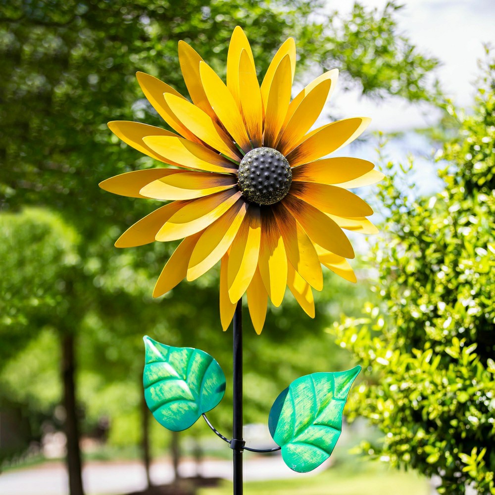 Yellow Sunflower Wind Spinner | Plow & Hearth