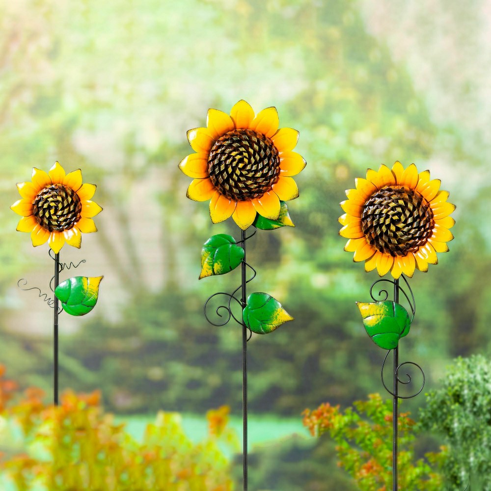 Painted Metal Sunflower Garden Stakes, Set Of 3 | Plow & Hearth