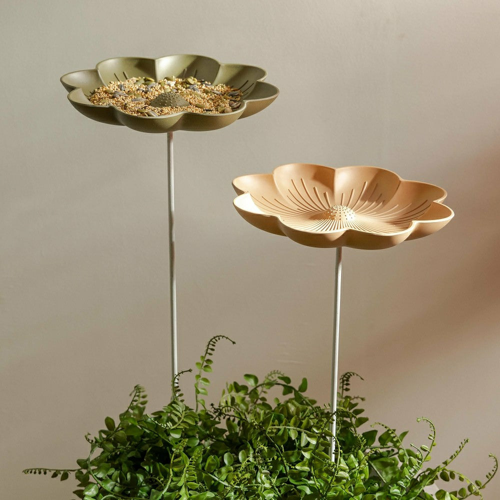 Bamboo Staked Birdfeeder | Plow & Hearth