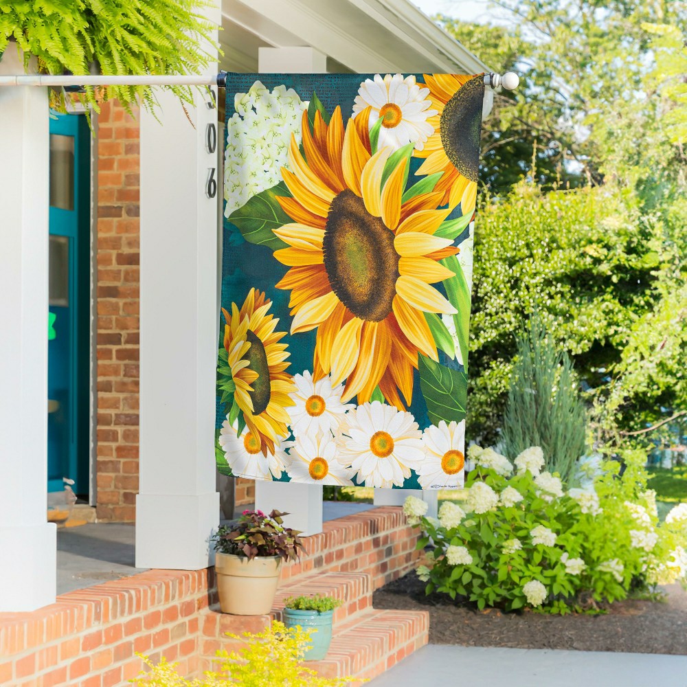 Sunflower Bloom Burlap House Flag | Plow & Hearth