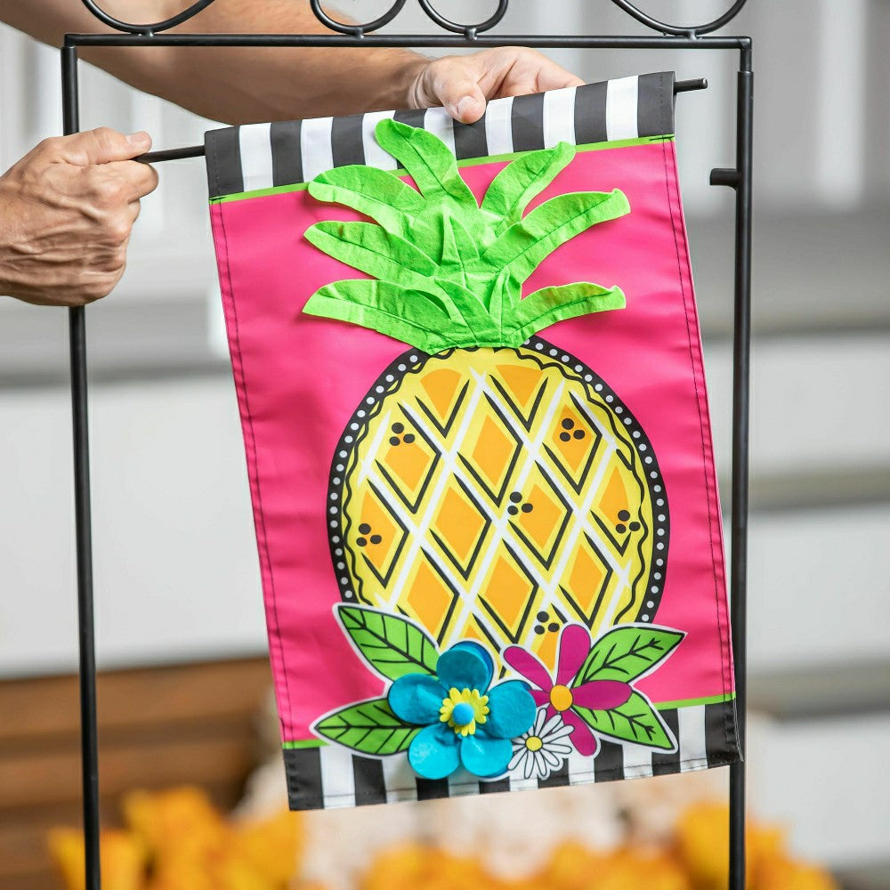 Potted Plant Garden Flag Stand | Plow & Hearth