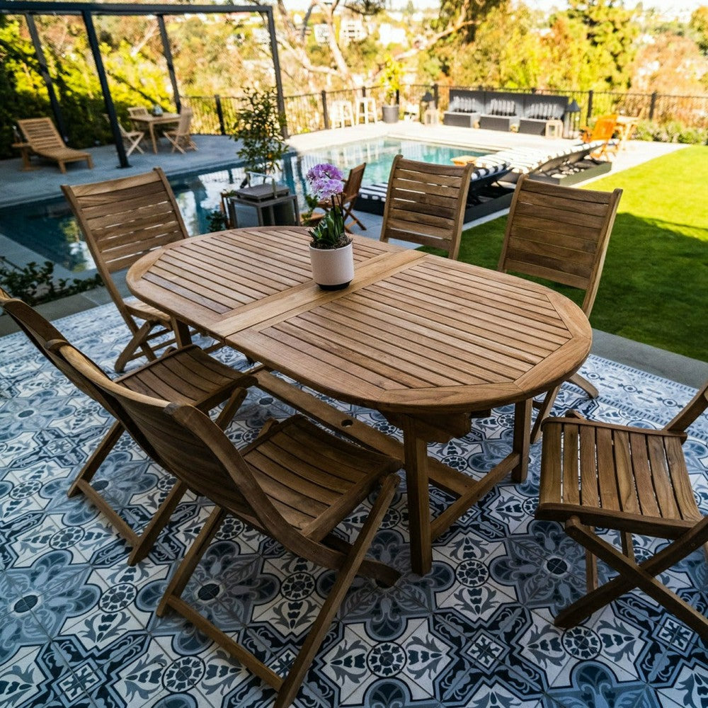 Åre Adjustable 6-8 Person Natural Teak Outdoor Dining Table – 79″-118″ | Plow & Hearth