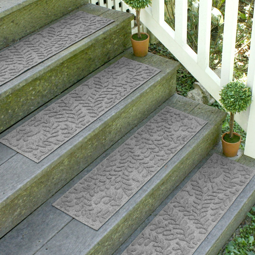 WaterHog® Leaves Stair Treads | Plow & Hearth