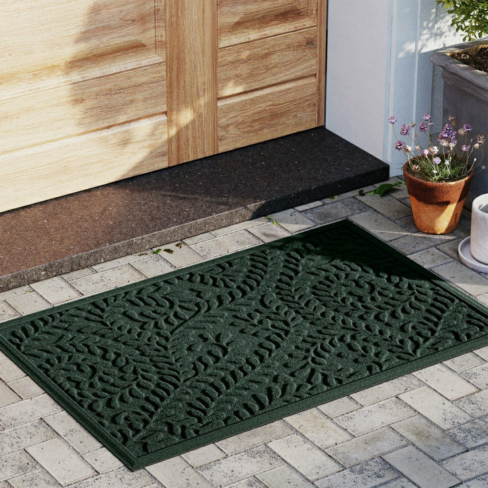 WaterHog® Indoor/Outdoor Leaves Doormat, 2' x 3' | Plow & Hearth