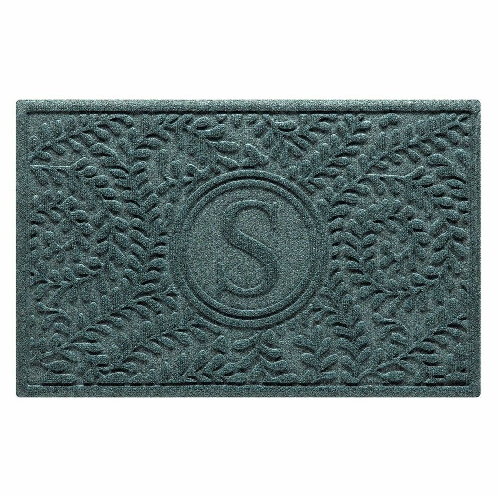 Boxwood Monogram Indoor/Outdoor Door Mat, 2'x3' | Plow & Hearth