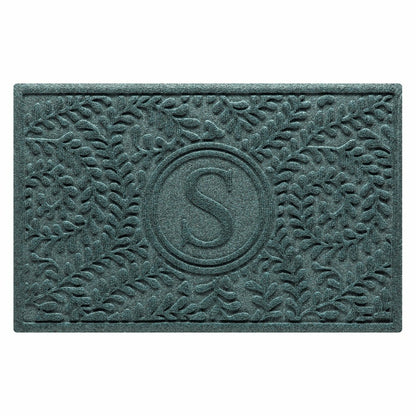 Boxwood Monogram Indoor/Outdoor Door Mat, 2'x3' | Plow & Hearth