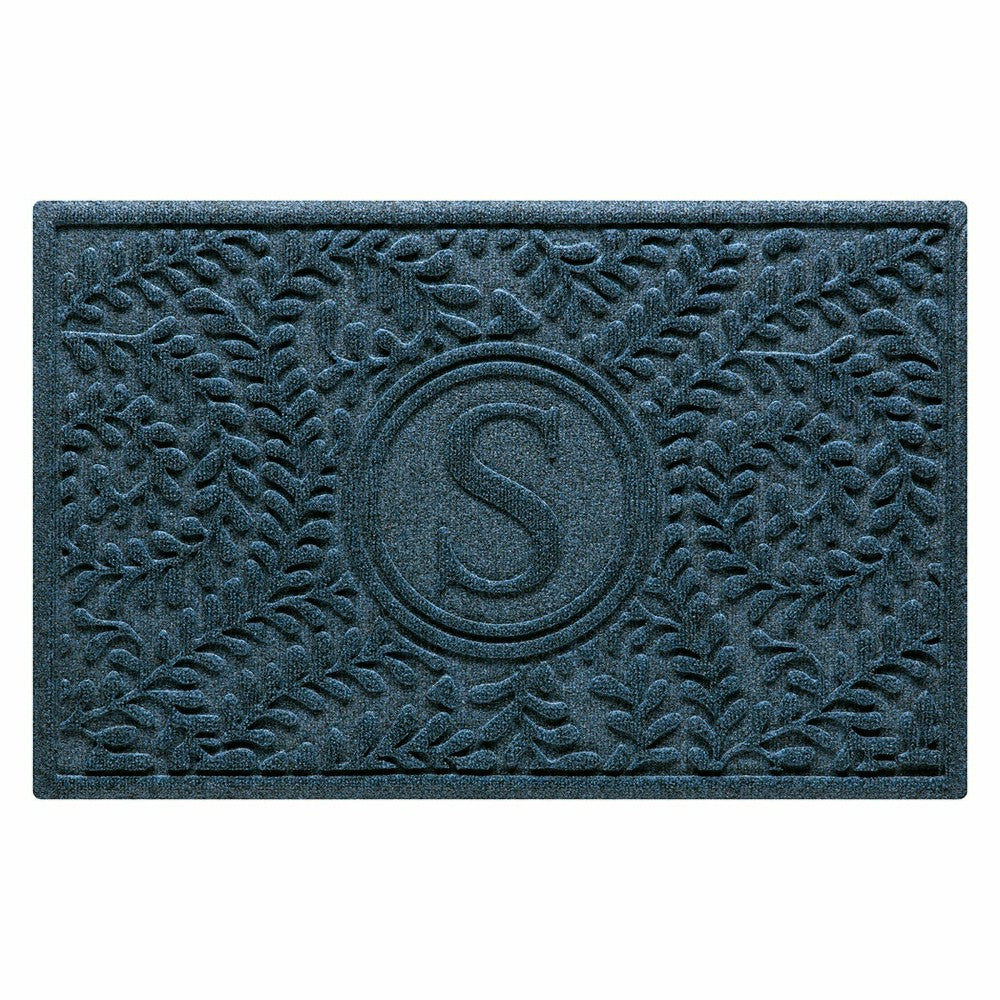 Boxwood Monogram Indoor/Outdoor Door Mat, 2'x3' | Plow & Hearth