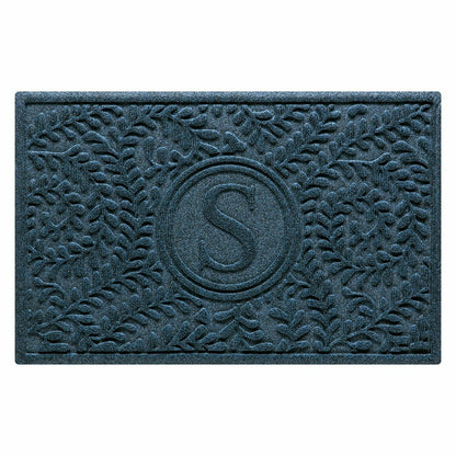 Boxwood Monogram Indoor/Outdoor Door Mat, 2'x3' | Plow & Hearth