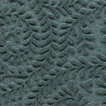 Boxwood Monogram Indoor/Outdoor Door Mat, 2'x3' | Plow & Hearth