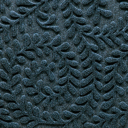 Boxwood Monogram Indoor/Outdoor Door Mat, 2'x3' | Plow & Hearth
