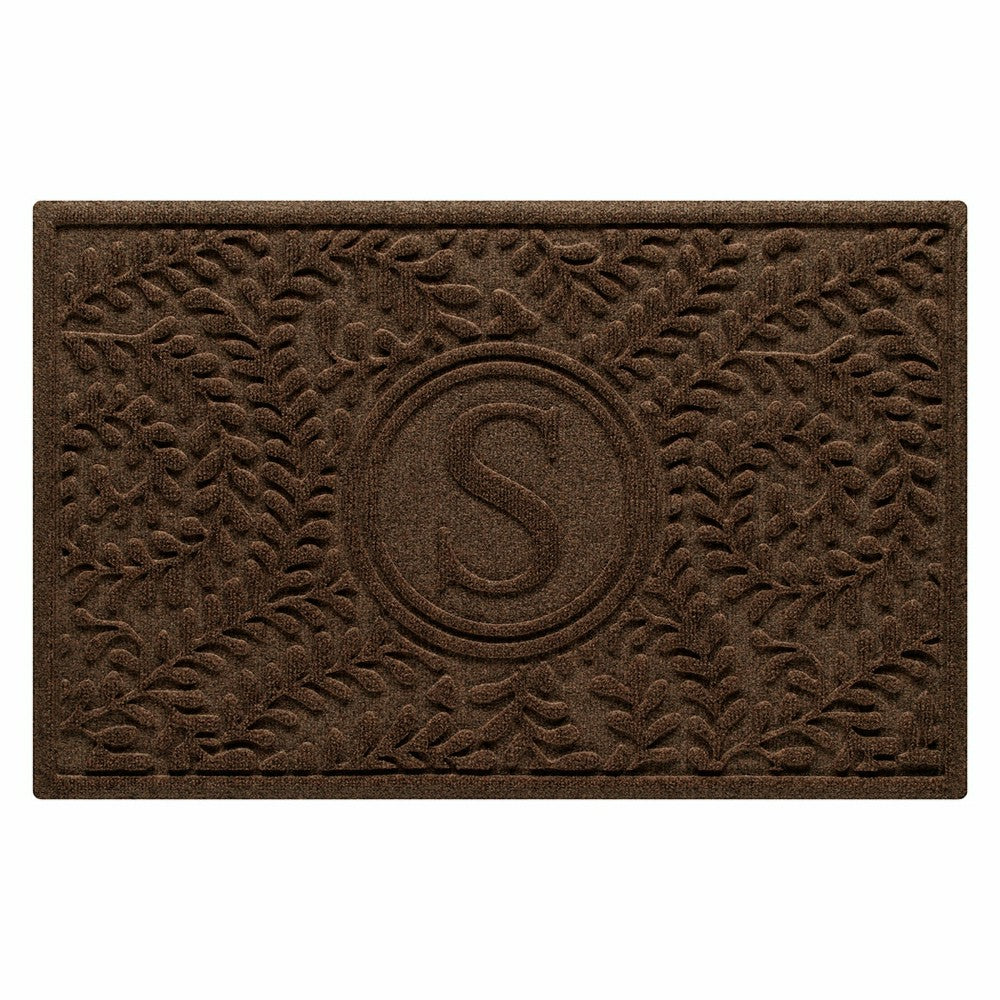 Boxwood Monogram Indoor/Outdoor Door Mat, 2'x3' | Plow & Hearth