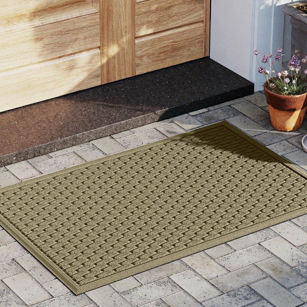 WaterHog® Indoor/Outdoor Hampton Doormat, 2' x 3' | Plow & Hearth