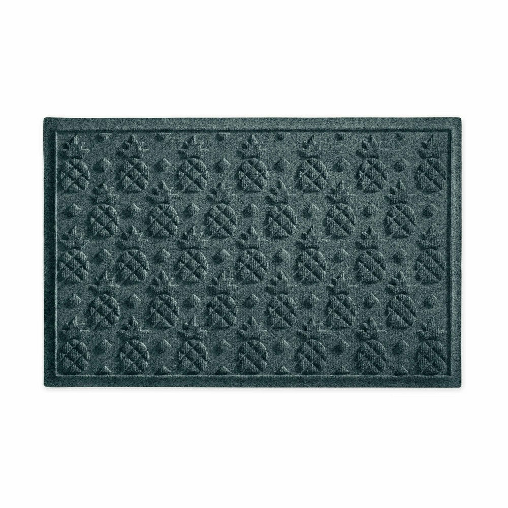 WaterHog® Pineapple Doormat, 2' x 3' | Plow & Hearth