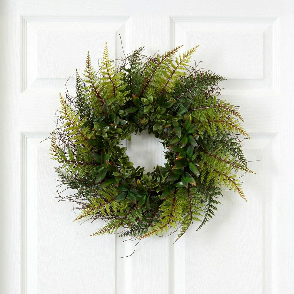 23” Assorted Fern Wreath | Plow & Hearth