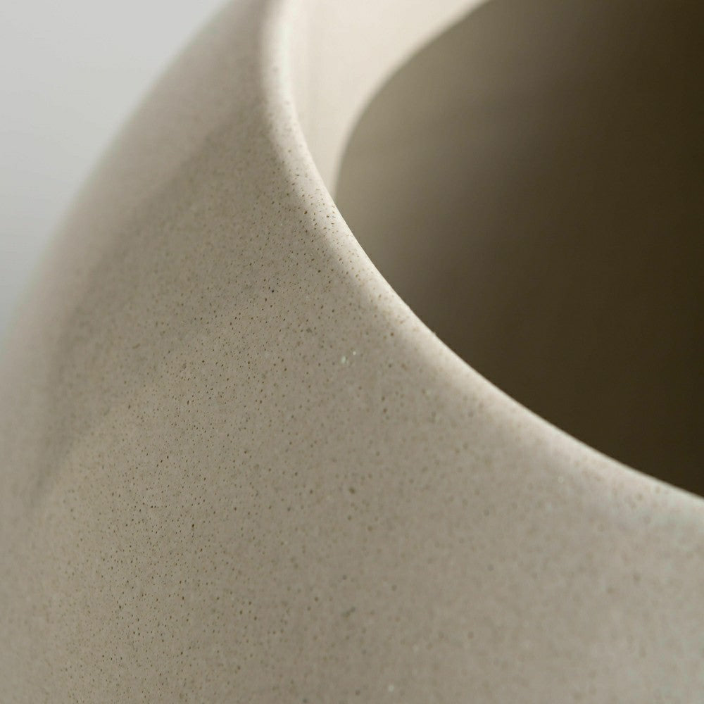 Globe Stone Planter | Plow & Hearth