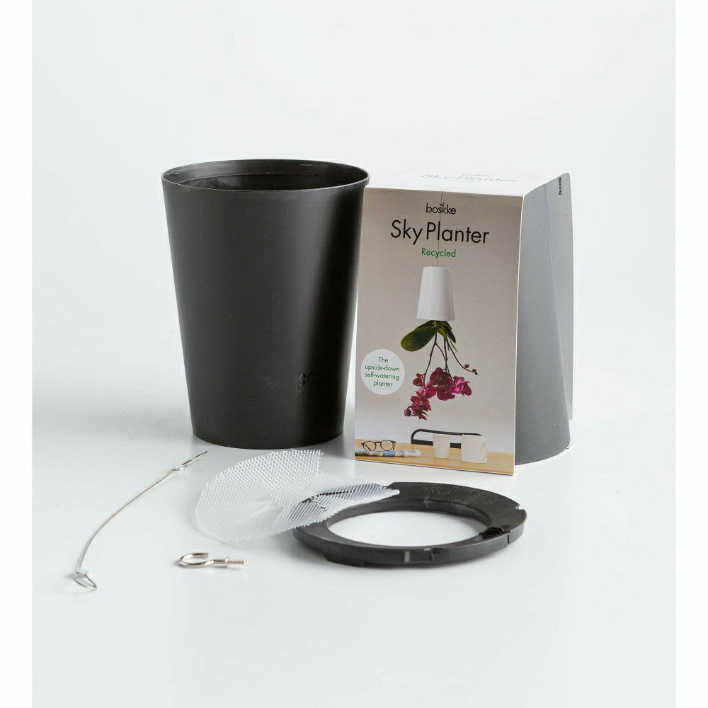 MEDIUM SKY PLANTER | Plow & Hearth
