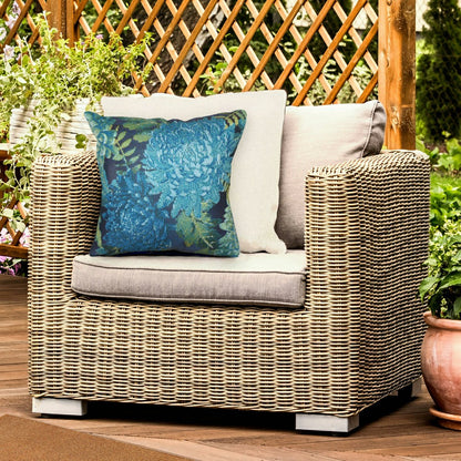 Indoor/Outdoor Chrysanthemum Polypropylene Throw Pillow | Plow & Hearth