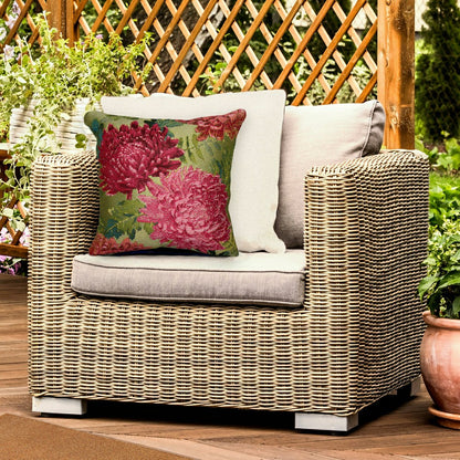 Indoor/Outdoor Chrysanthemum Polypropylene Throw Pillow | Plow & Hearth
