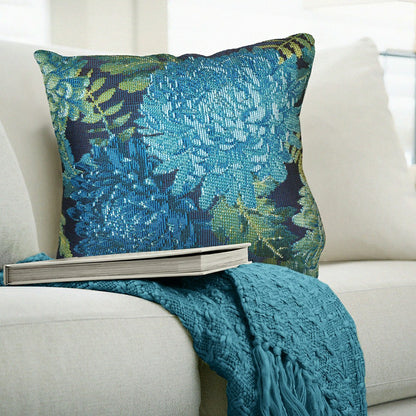 Indoor/Outdoor Chrysanthemum Polypropylene Throw Pillow | Plow & Hearth