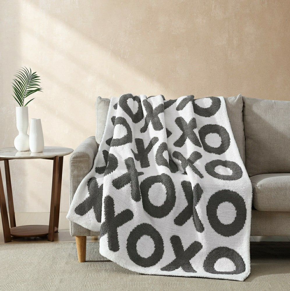 XOXO Throw Blanket | Plow & Hearth