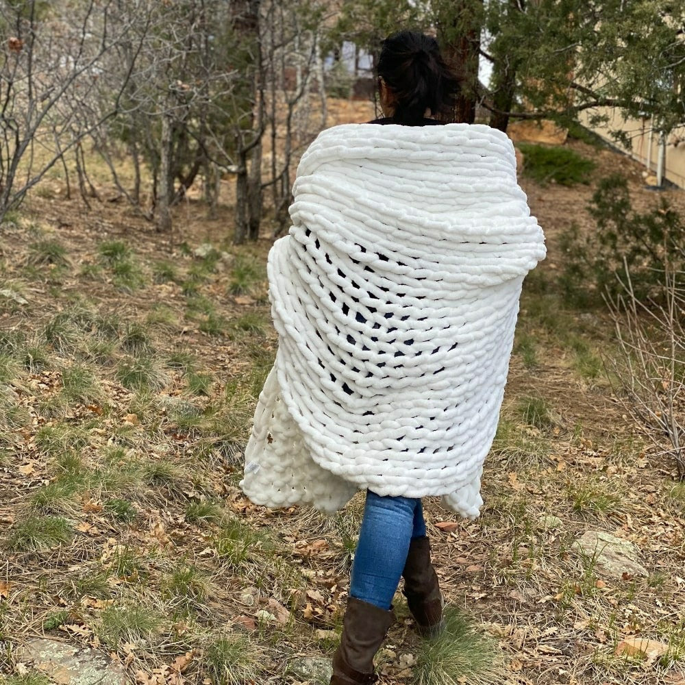 Infinite Chunky Knit Blanket, Minky, 43” x 70”, Blanc | Plow & Hearth