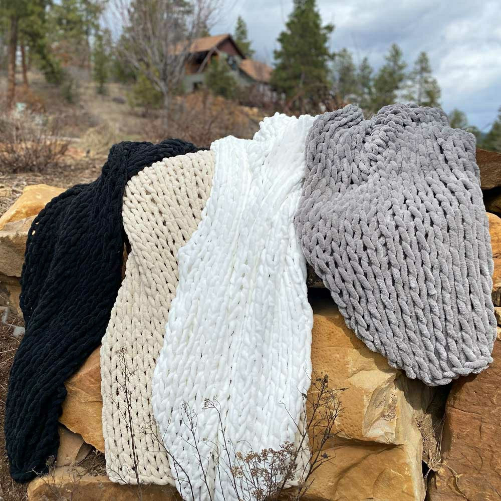 Infinite Chunky Knit Blanket, Minky, 43” x 70”, Blanc | Plow & Hearth