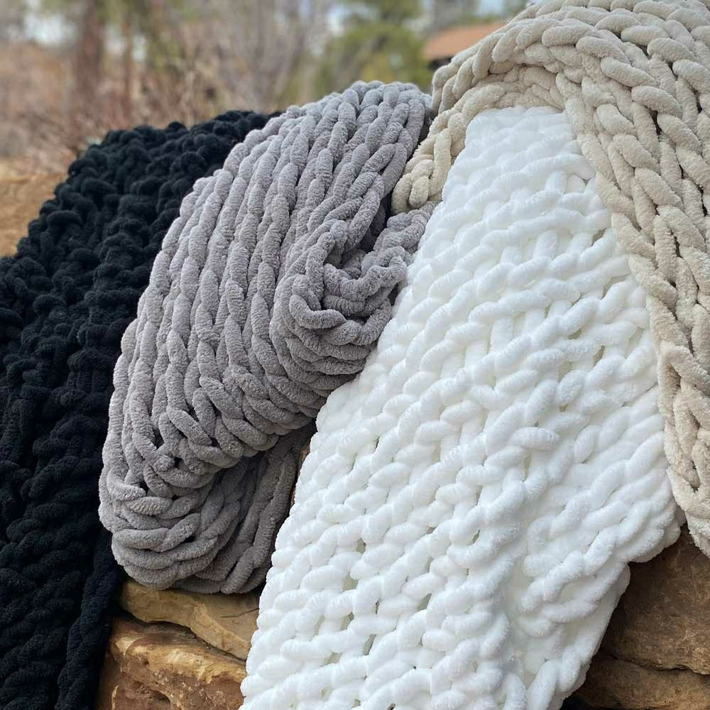 Infinite Chunky Knit Blanket, Minky, 43” x 70”, Blanc | Plow & Hearth
