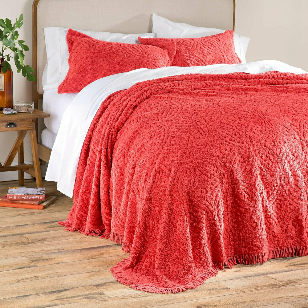 Full Wedding Ring Tufted Chenille Bedspread | Plow & Hearth
