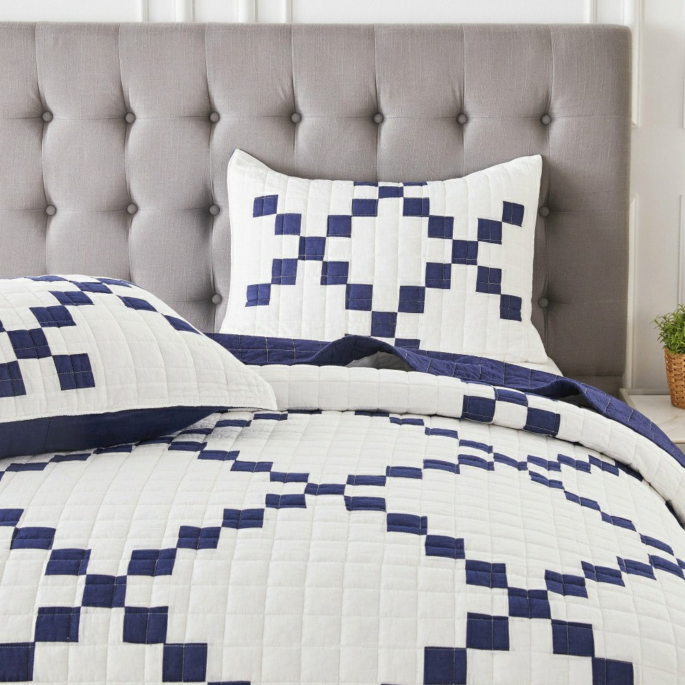 Irish Chain Patchwork Cotton Quilt Set | Plow & Hearth