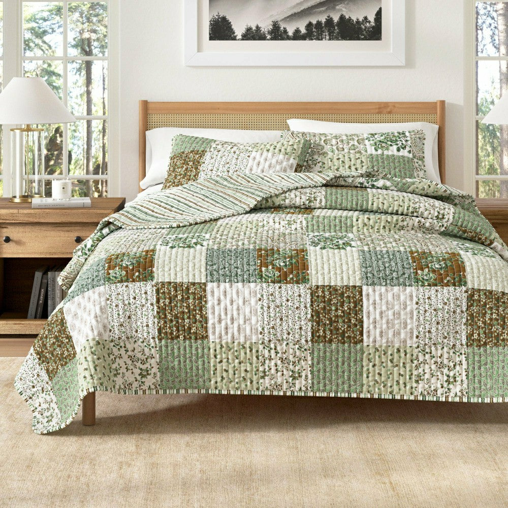 Damia Floral Patchwork Quilt Set | Plow & Hearth