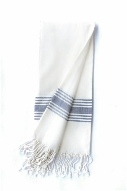 Le Boulou Towel - White | Plow & Hearth