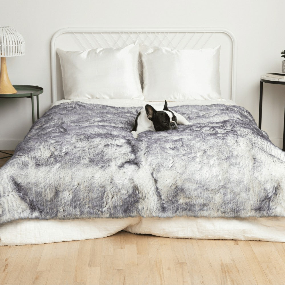 PupProtector™ Luxe Waterproof Faux Fur Blanket | Plow & Hearth