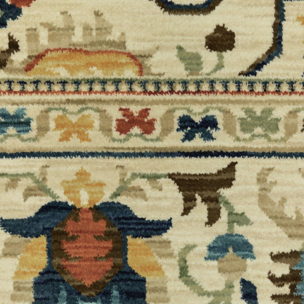 Indoor/Outdoor Clover Hill Border Polypropylene Rug, 2'3" x 7'6" Runne | Plow & Hearth