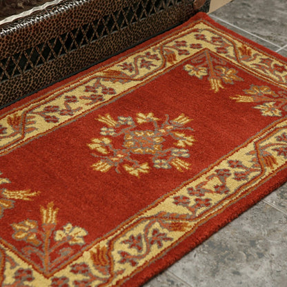 Jardin Wool Rug, 44"x22" | Plow & Hearth