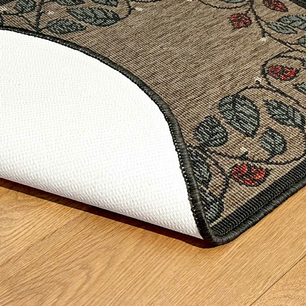 Berry Vine Polypropylene Rug | Plow & Hearth