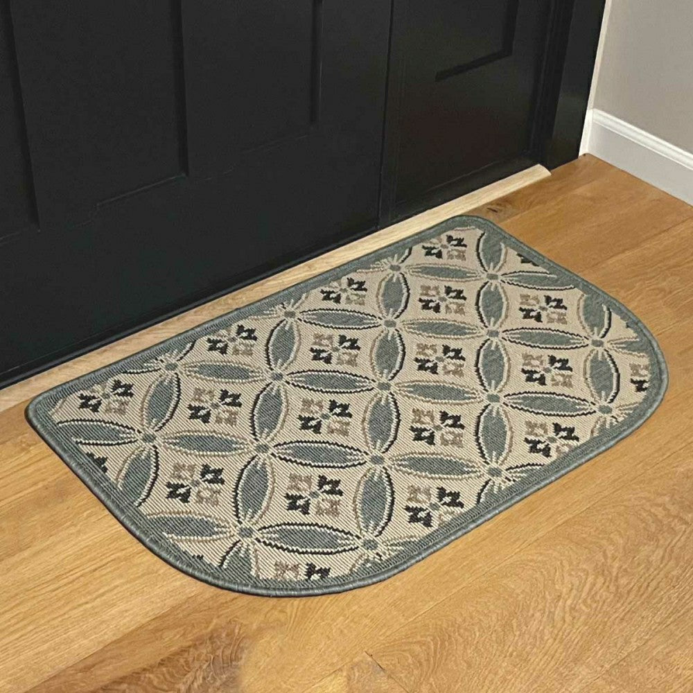 Concentric Polypropylene Rug, 23"x36" | Plow & Hearth