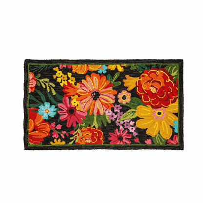 Indoor/Outdoor Fresh Picked Hand-Hooked Polypropylene Accent Rug | Plow & Hearth