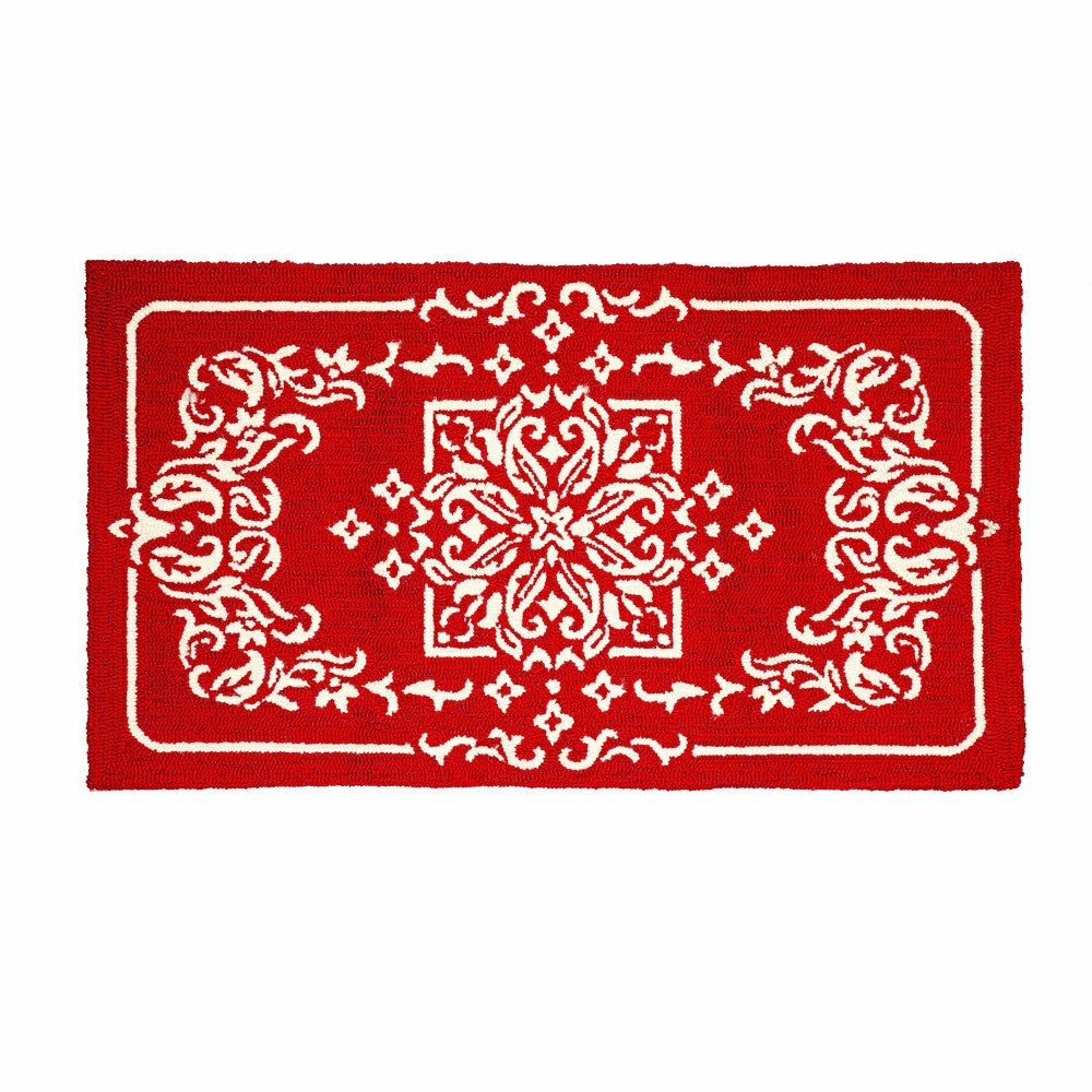 Indoor/Outdoor Bandana Polypropylene Hooked Rug | Plow & Hearth
