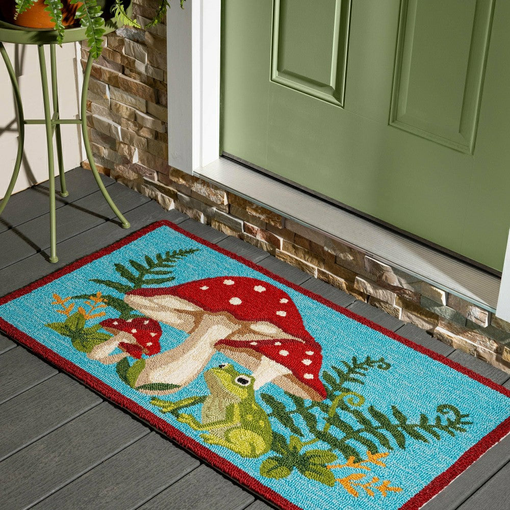Indoor/Outdoor Hooked Polypropylene Mushroom Umbrella Accent Rug 24"x4 | Plow & Hearth