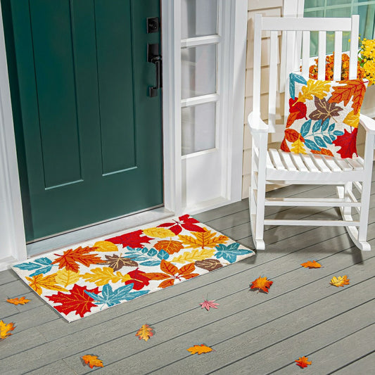 Indoor/Outdoor Fall Leaves Hooked Polypropylene Accent Rug 24"x42" | Plow & Hearth