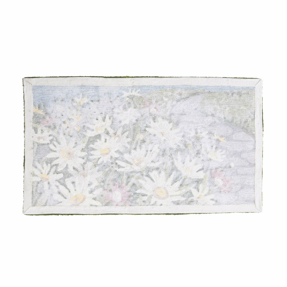 Indoor/Outdoor Daisy Walk Hooked Polypropylene Accent Rug | Plow & Hearth