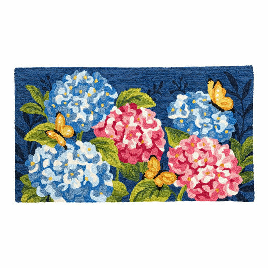 Vibrant Hydrangeas Indoor/Outdoor Hooked Rug 24"x42" | Plow & Hearth