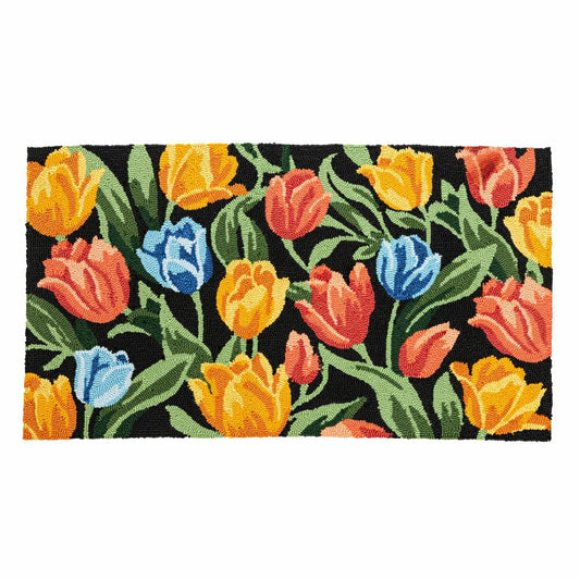 Bold Bloom Tulip Indoor/Outdoor Hooked Rug 24"x42" | Plow & Hearth