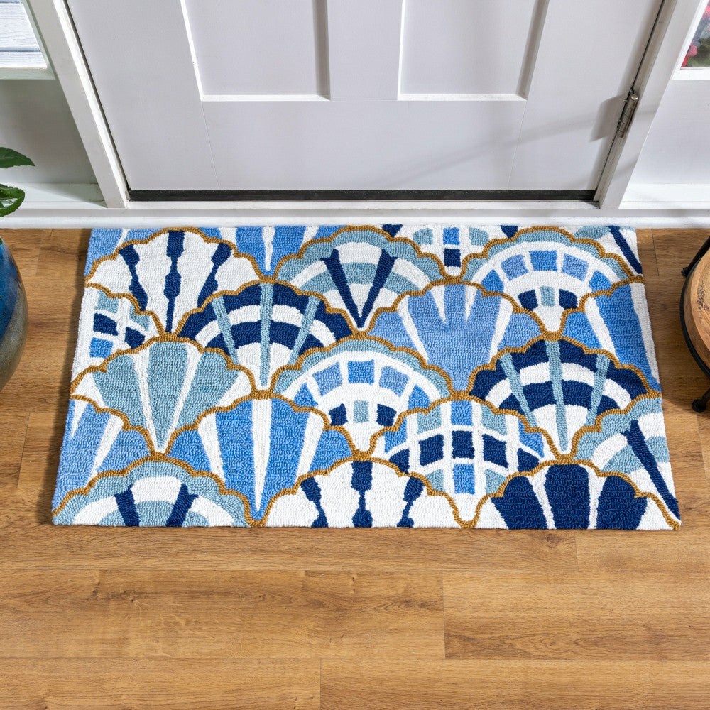 Blue Coastal Shells Pattern Indoor/Outdoor Hooked Rug 24"x42" | Plow & Hearth