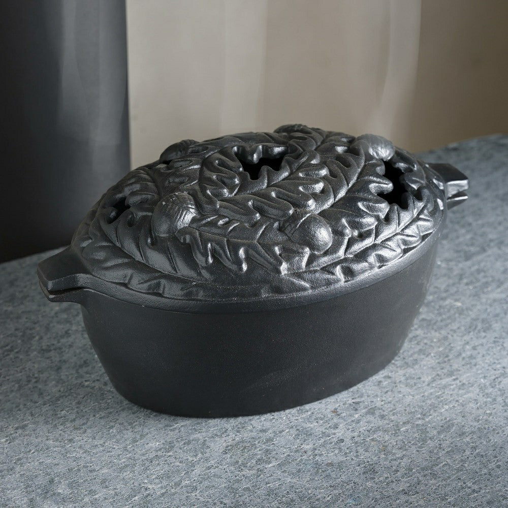 Oak Leaf Cast Iron Wood Stove Steamer | Plow & Hearth