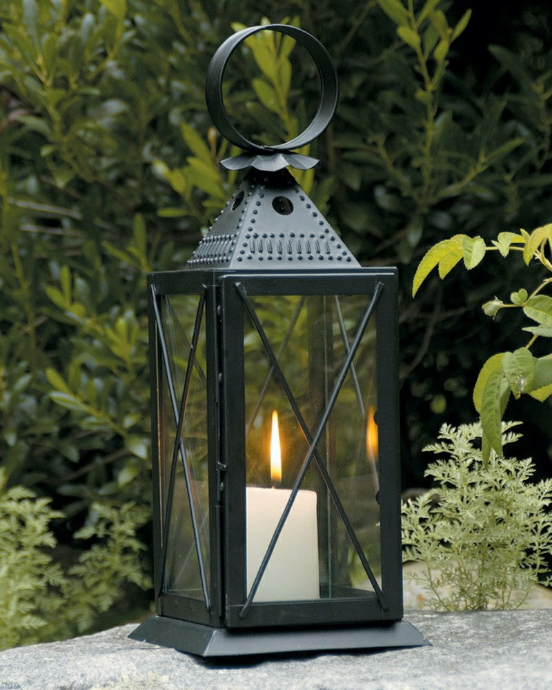 Raleigh Tavern Lantern | Plow & Hearth